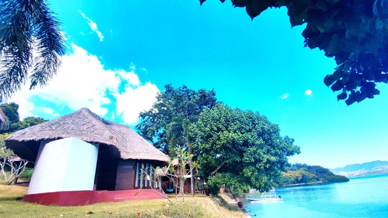 Khabita Beach Resort Lembar  Exterior photo